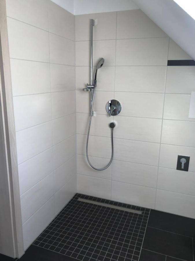 Sonniges 4 **** Dg-Apartment Mit Aufzug+Seeblick Pleinfeld Dış mekan fotoğraf